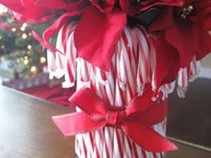 christmas-candy-cane-vase